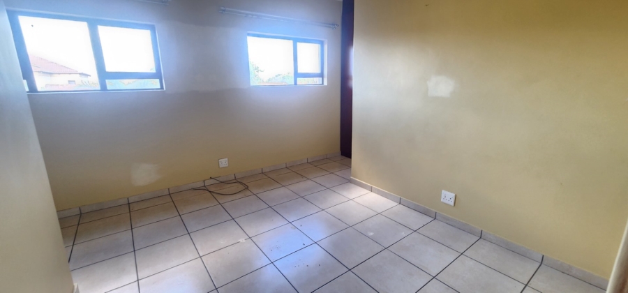 To Let 4 Bedroom Property for Rent in Stone Ridge Gauteng