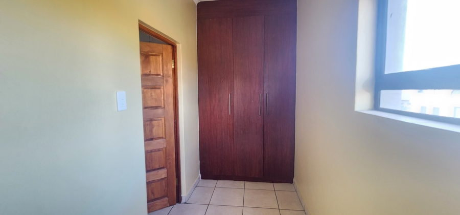 To Let 4 Bedroom Property for Rent in Stone Ridge Gauteng