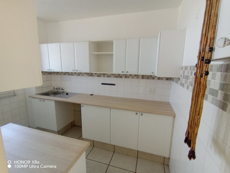 2 Bedroom Property for Sale in Denlee Gauteng