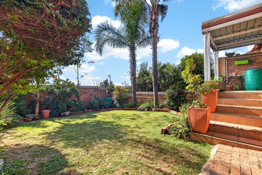 3 Bedroom Property for Sale in Allens Nek Gauteng