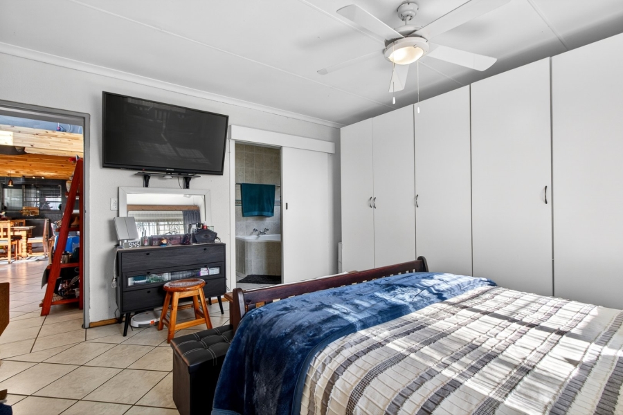 3 Bedroom Property for Sale in Allens Nek Gauteng