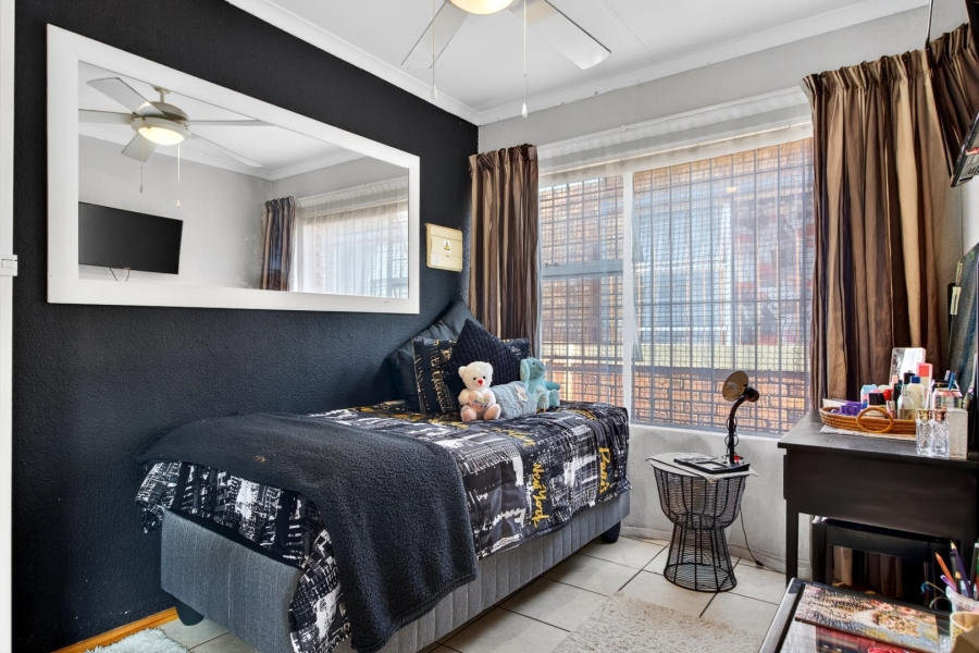 3 Bedroom Property for Sale in Allens Nek Gauteng