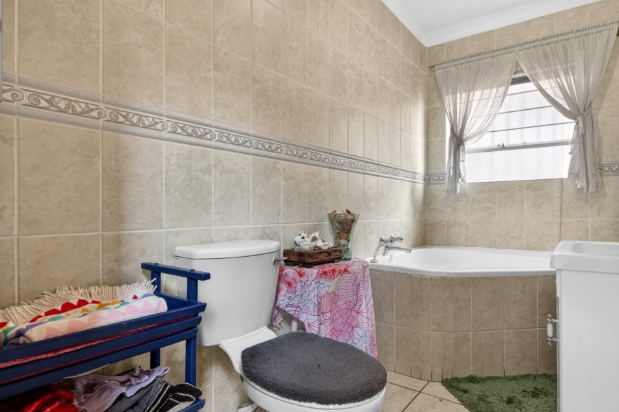 3 Bedroom Property for Sale in Allens Nek Gauteng