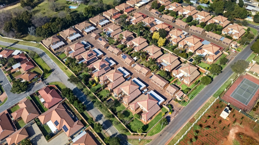 3 Bedroom Property for Sale in Allens Nek Gauteng