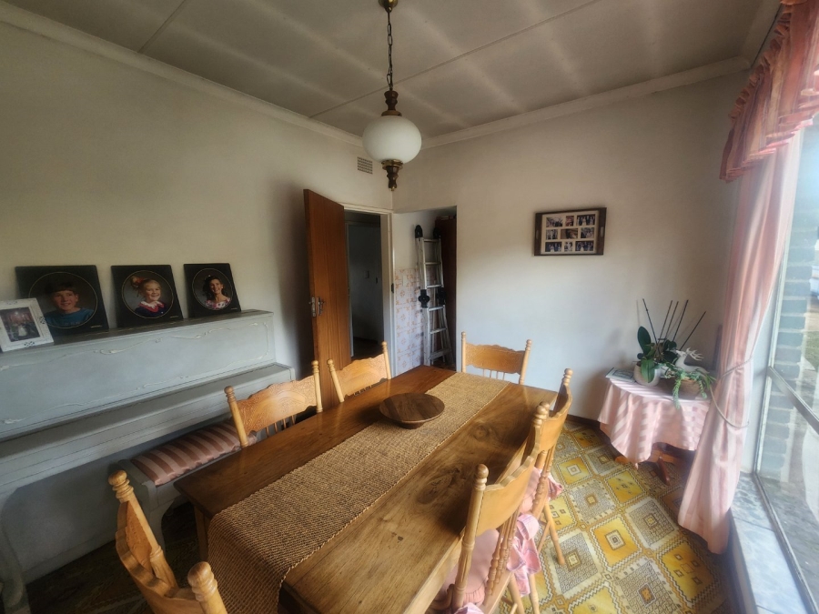 4 Bedroom Property for Sale in Petersfield Gauteng