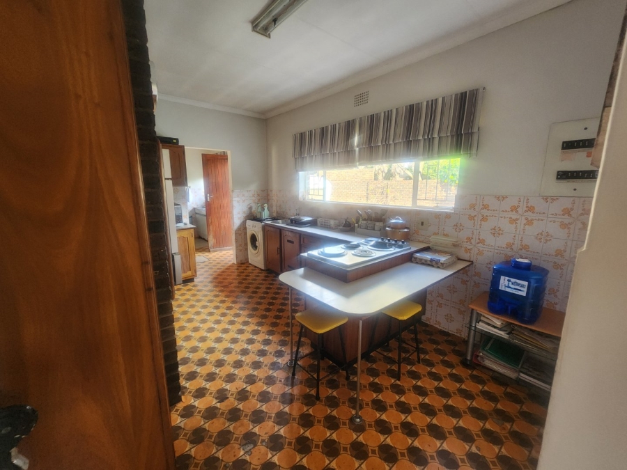 4 Bedroom Property for Sale in Petersfield Gauteng