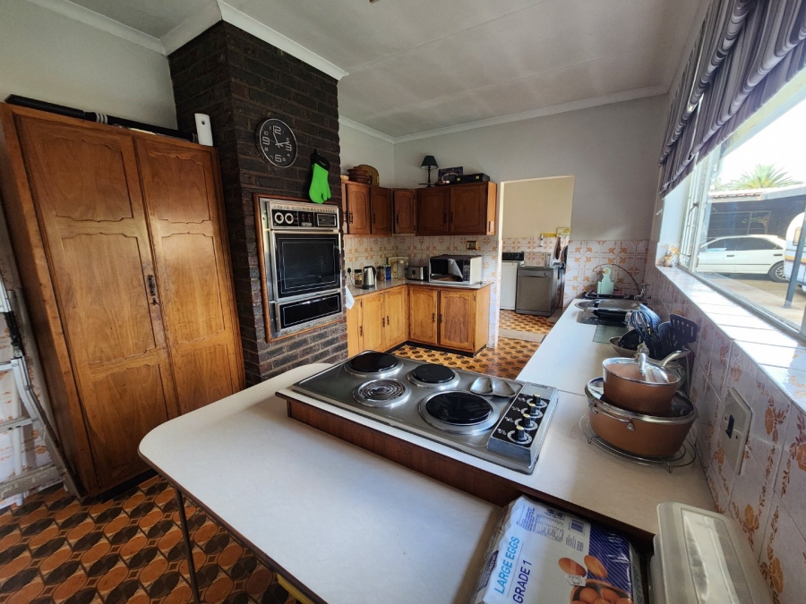 4 Bedroom Property for Sale in Petersfield Gauteng