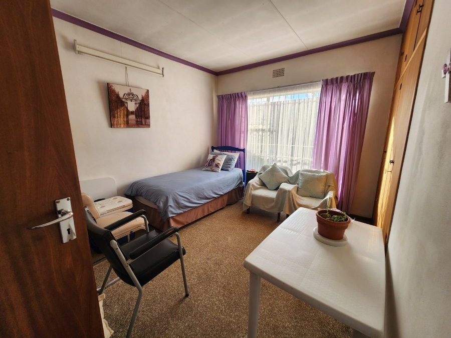 4 Bedroom Property for Sale in Petersfield Gauteng