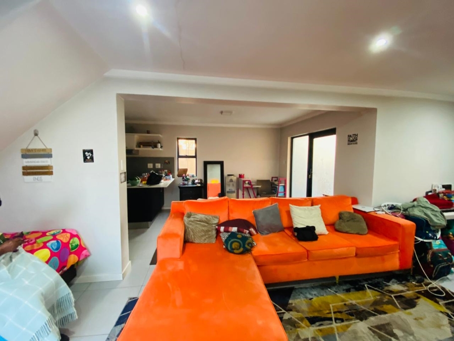 3 Bedroom Property for Sale in Equestria Gauteng