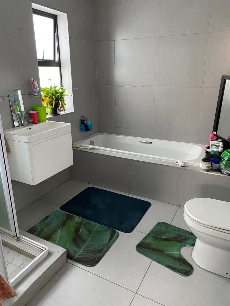 3 Bedroom Property for Sale in Equestria Gauteng