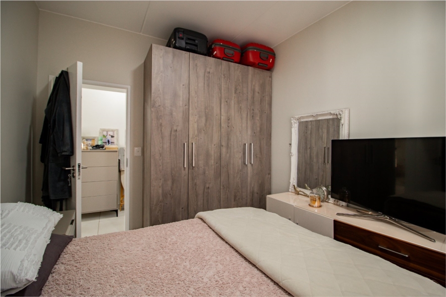 1 Bedroom Property for Sale in Kensington Gauteng