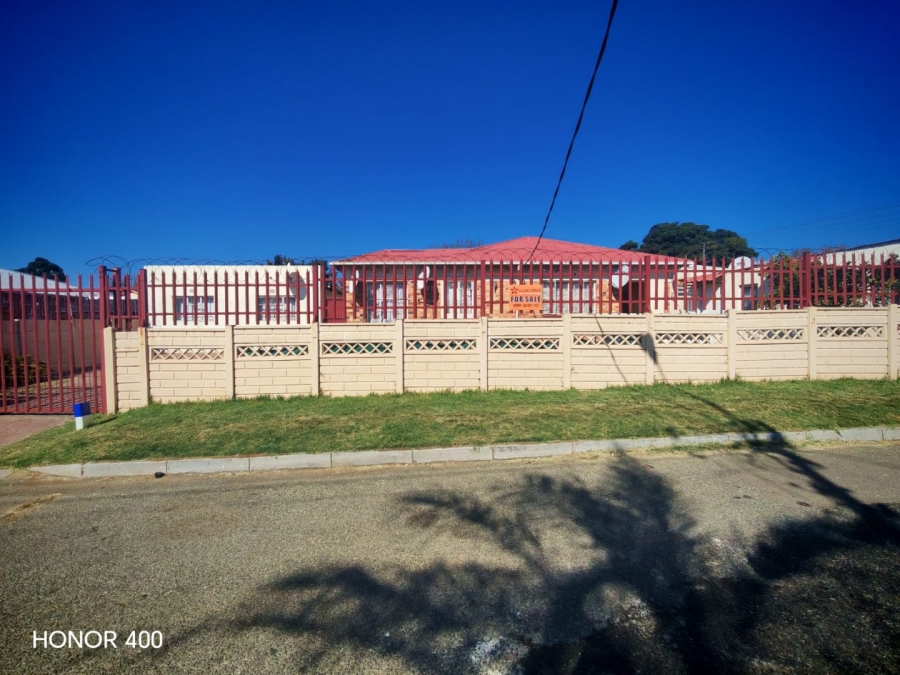 14 Bedroom Property for Sale in South Hills Gauteng