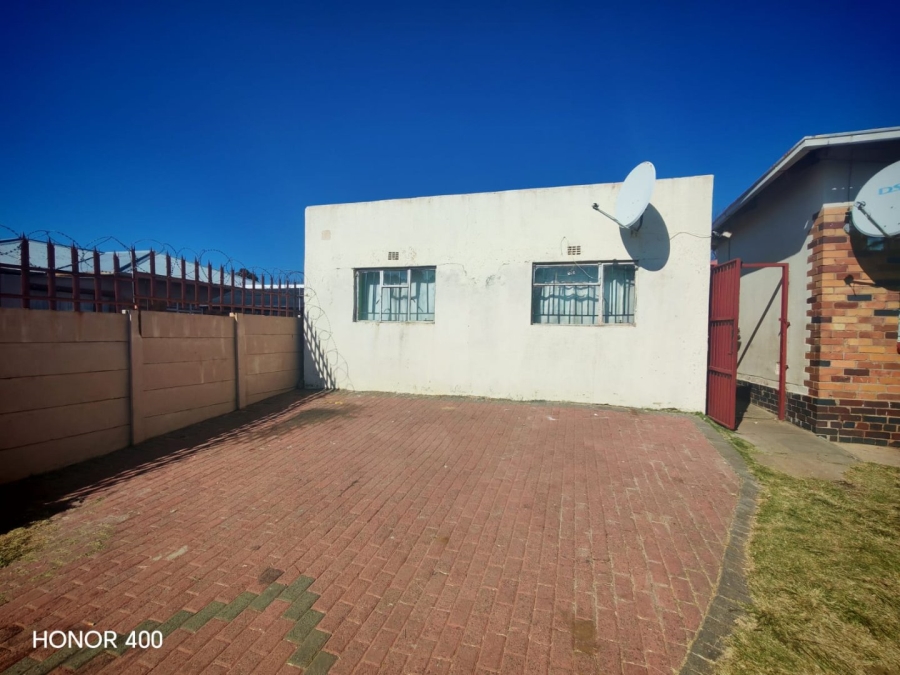 14 Bedroom Property for Sale in South Hills Gauteng