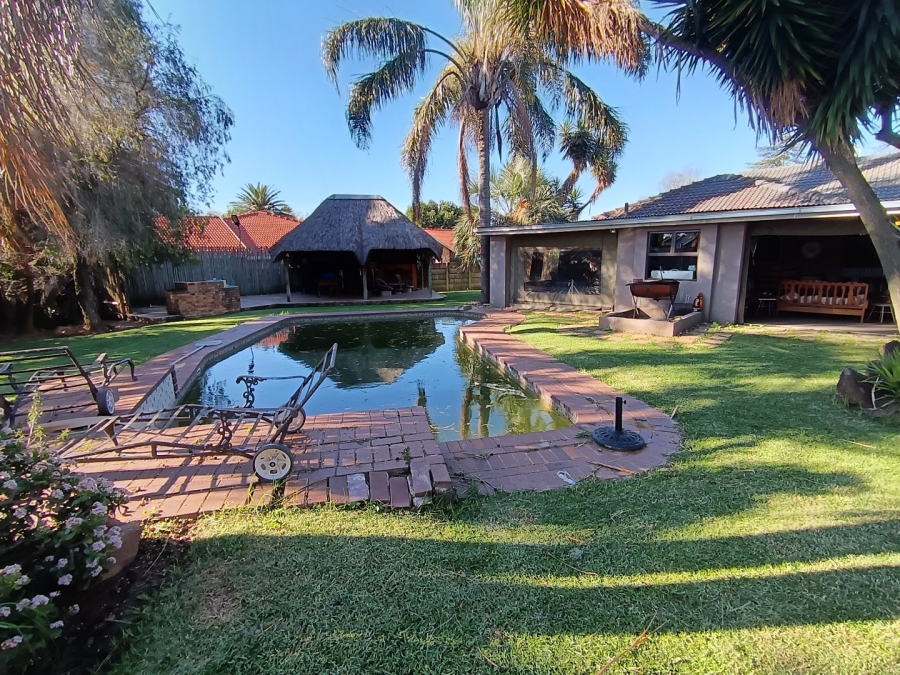 4 Bedroom Property for Sale in Allen Grove Gauteng