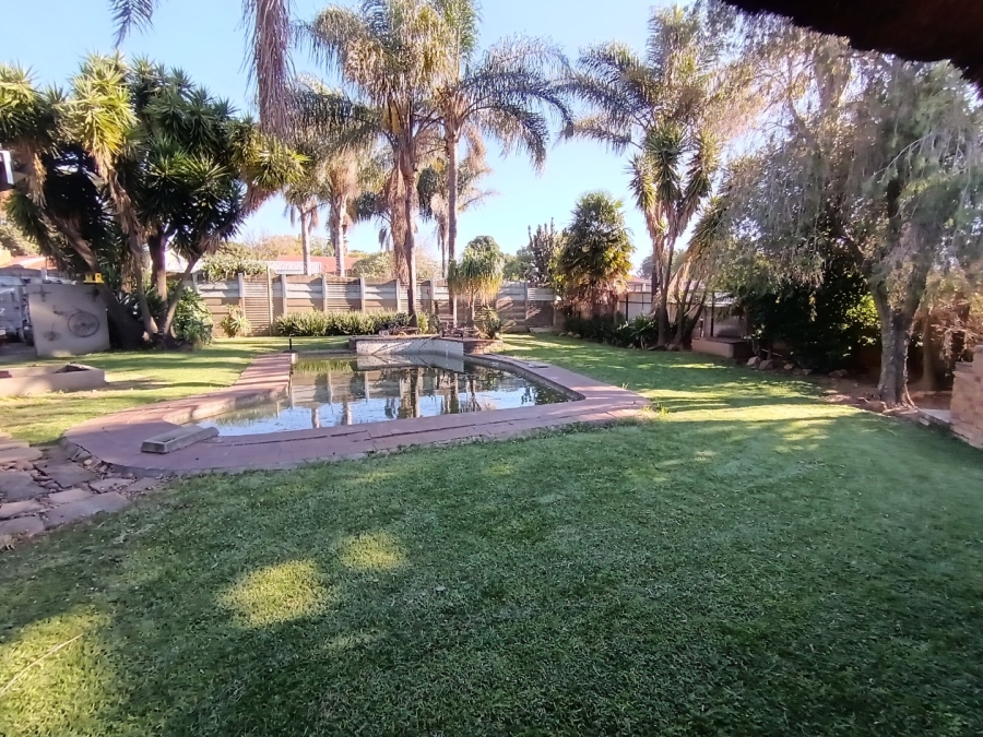 4 Bedroom Property for Sale in Allen Grove Gauteng