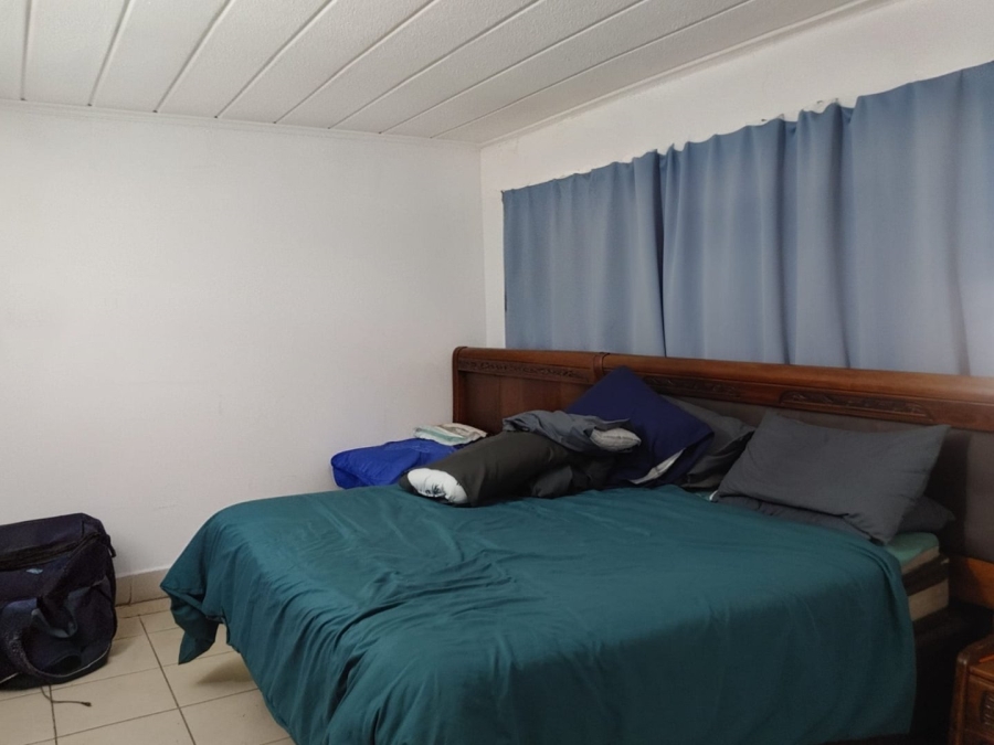 2 Bedroom Property for Sale in Helderkruin Gauteng