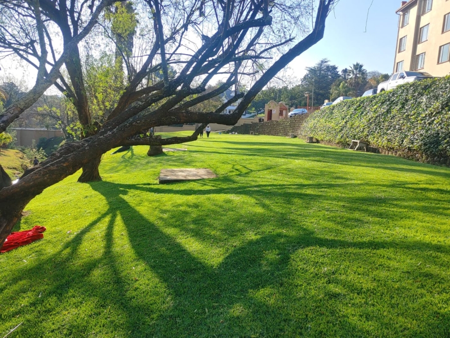 2 Bedroom Property for Sale in Helderkruin Gauteng