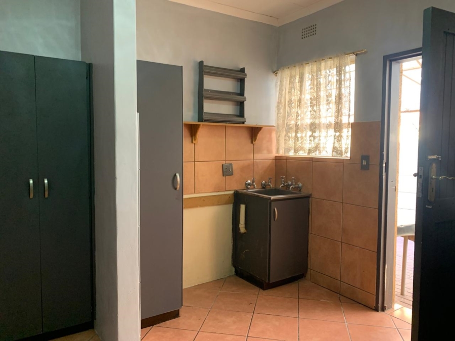 2 Bedroom Property for Sale in Vanderbijlpark CW 3 Gauteng