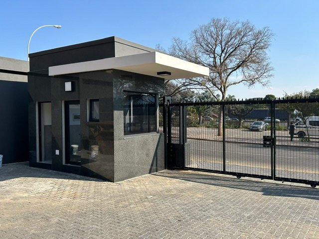 To Let Commercial Property for Rent in Bedfordview Gauteng