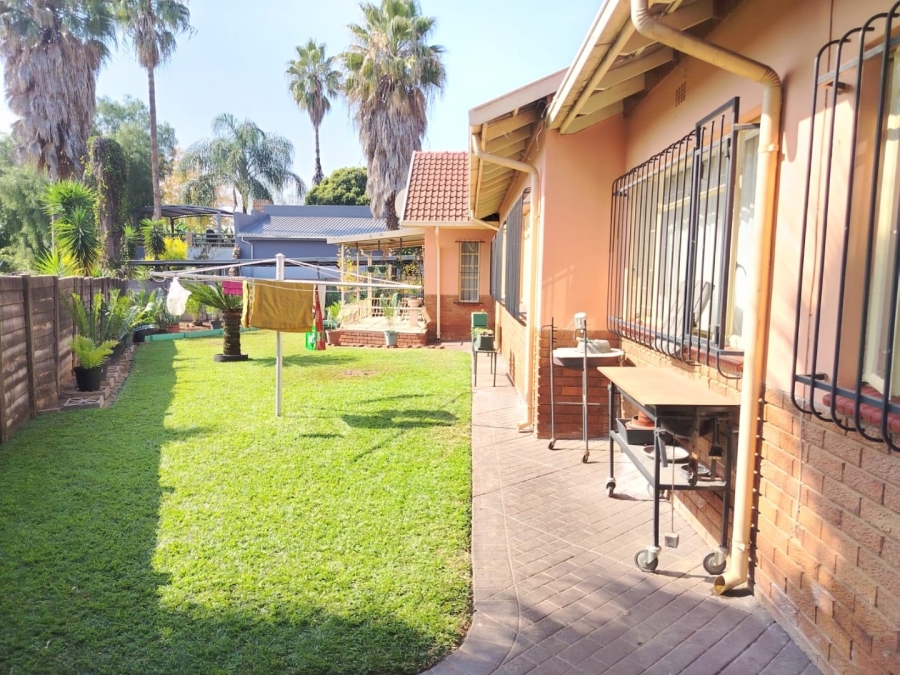 4 Bedroom Property for Sale in Silverton Gauteng