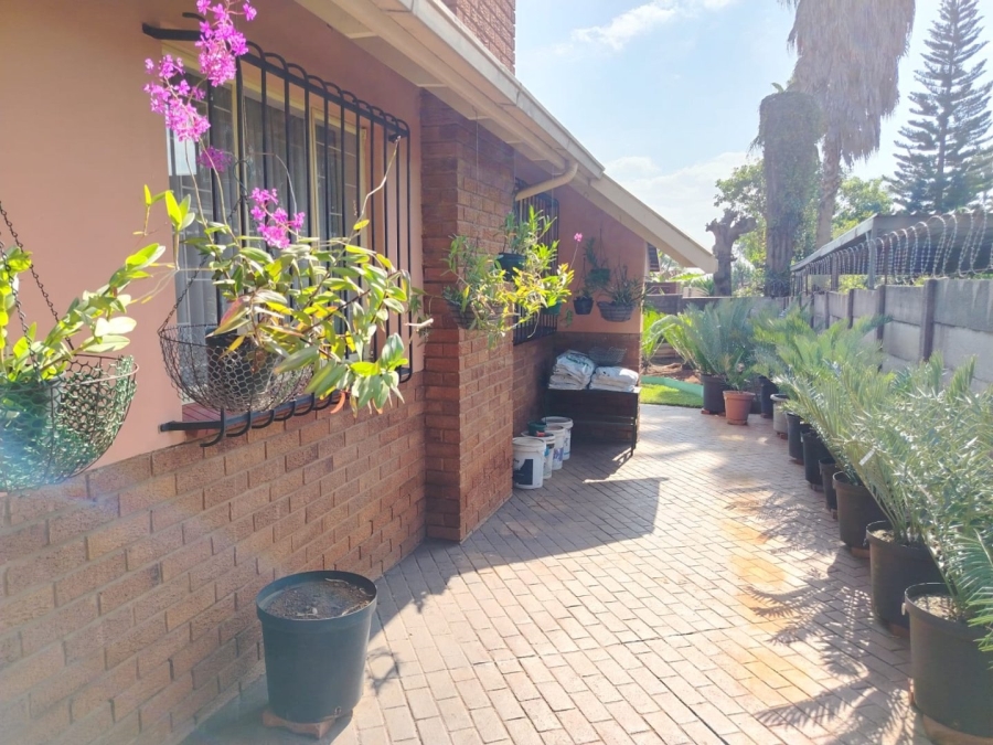 4 Bedroom Property for Sale in Silverton Gauteng