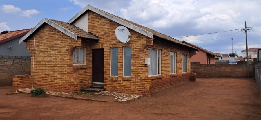 3 Bedroom Property for Sale in Vosloorus Ext 2 Gauteng