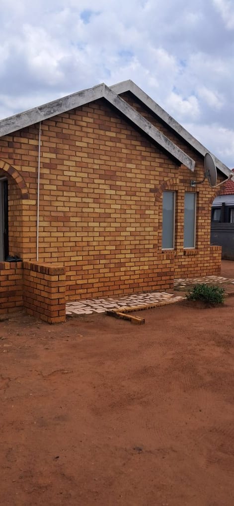 3 Bedroom Property for Sale in Vosloorus Ext 2 Gauteng