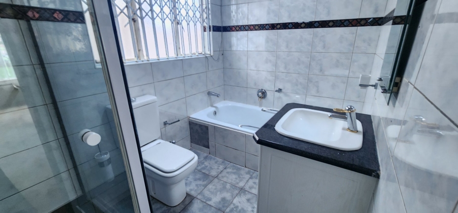 5 Bedroom Property for Sale in Erasmia Gauteng