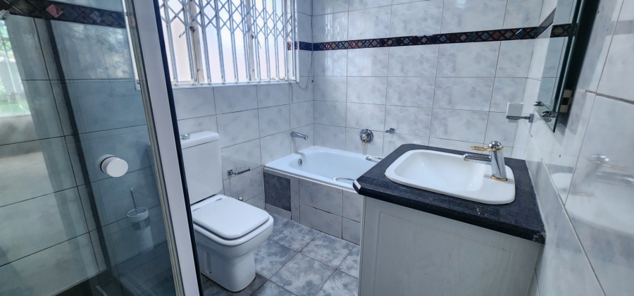 5 Bedroom Property for Sale in Erasmia Gauteng