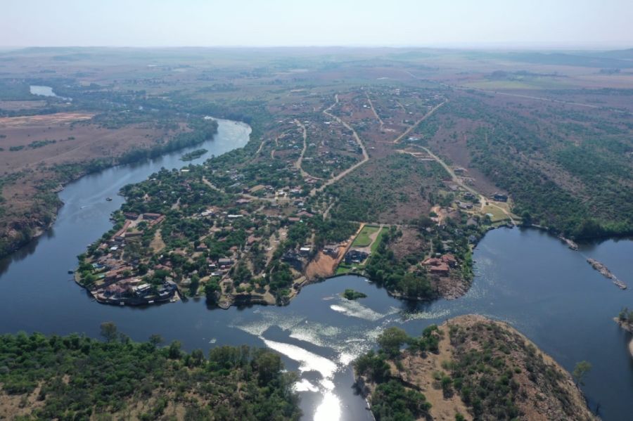 Commercial Property for Sale in Vaaloewer Gauteng