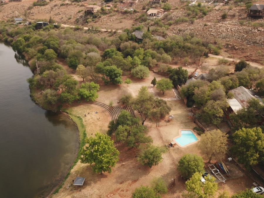 Commercial Property for Sale in Vaaloewer Gauteng