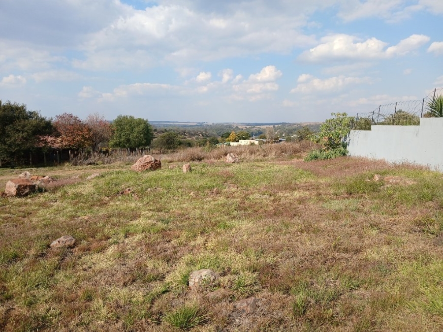  Bedroom Property for Sale in Vaaloewer Gauteng