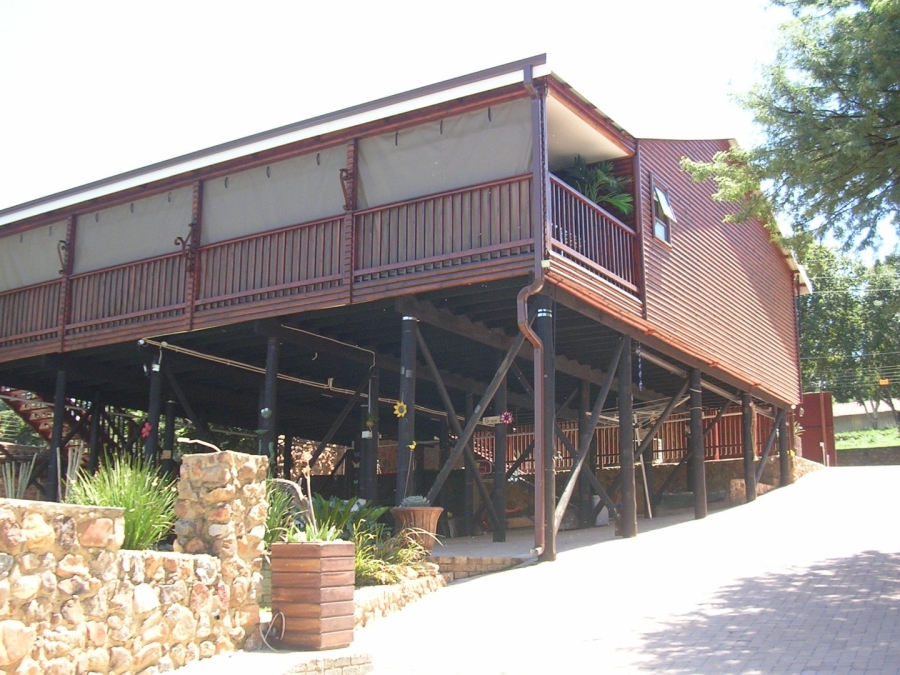 2 Bedroom Property for Sale in Vaaloewer Gauteng