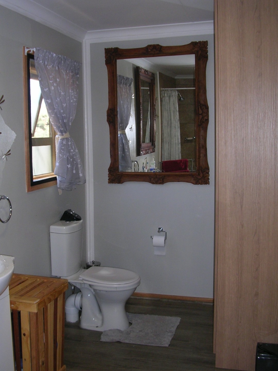 2 Bedroom Property for Sale in Vaaloewer Gauteng