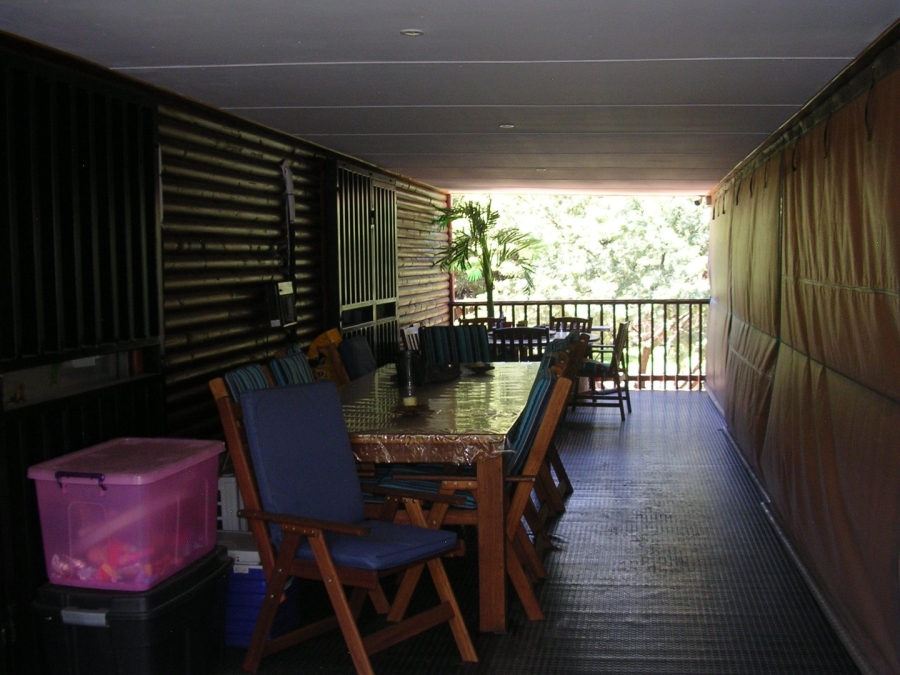 2 Bedroom Property for Sale in Vaaloewer Gauteng