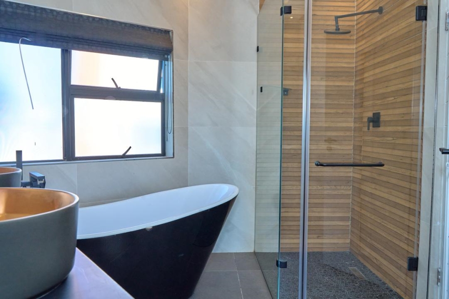 4 Bedroom Property for Sale in Fourways Gauteng