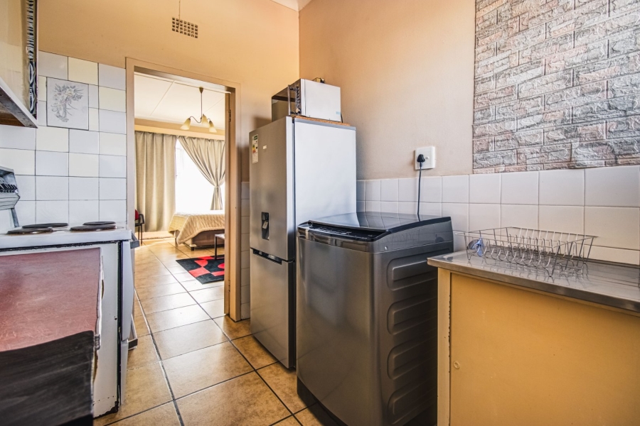 1 Bedroom Property for Sale in Rhodesfield Gauteng