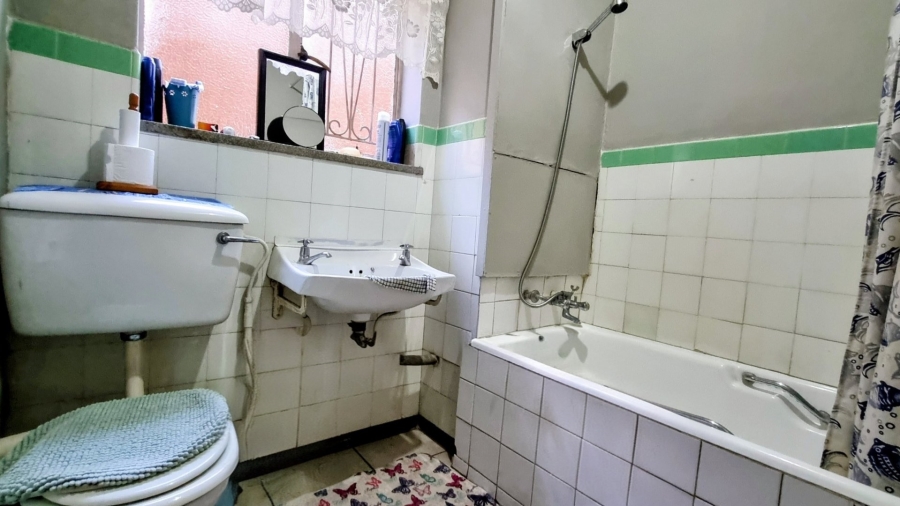 2 Bedroom Property for Sale in Three Rivers Gauteng