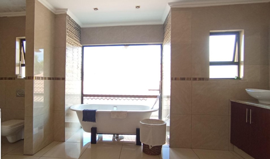 4 Bedroom Property for Sale in Blue Valley Golf Estate Gauteng