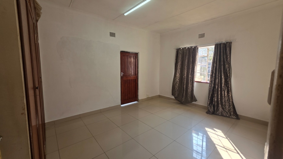 To Let 3 Bedroom Property for Rent in Erasmia Gauteng