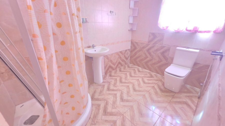 To Let 3 Bedroom Property for Rent in Erasmia Gauteng