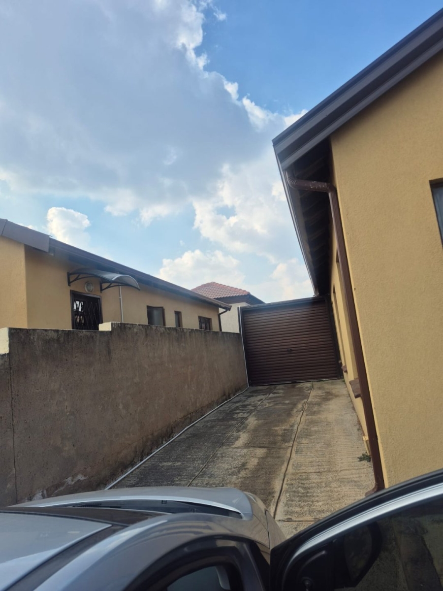To Let 3 Bedroom Property for Rent in Soshanguve East Ext 5 Gauteng