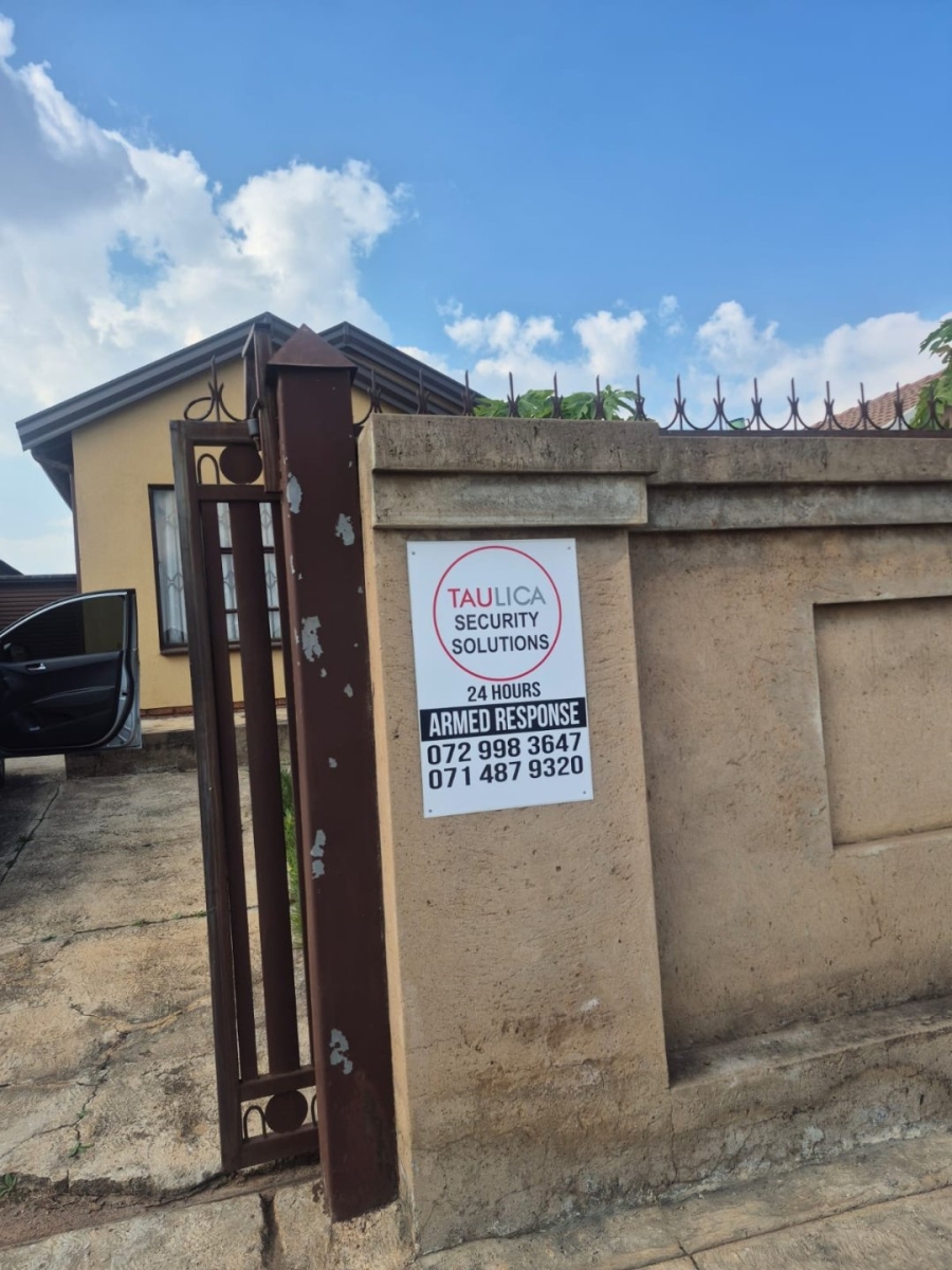 To Let 3 Bedroom Property for Rent in Soshanguve East Ext 5 Gauteng