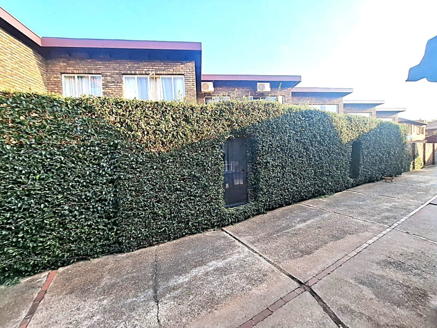 To Let 3 Bedroom Property for Rent in Pretoria North Gauteng