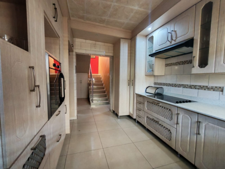 4 Bedroom Property for Sale in Soshanguve KK Gauteng