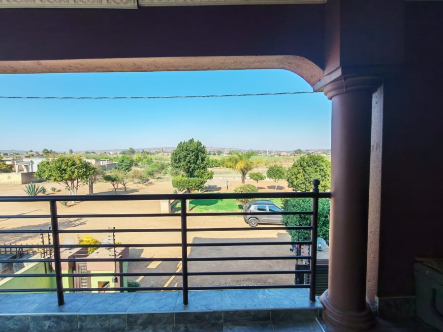 4 Bedroom Property for Sale in Soshanguve KK Gauteng