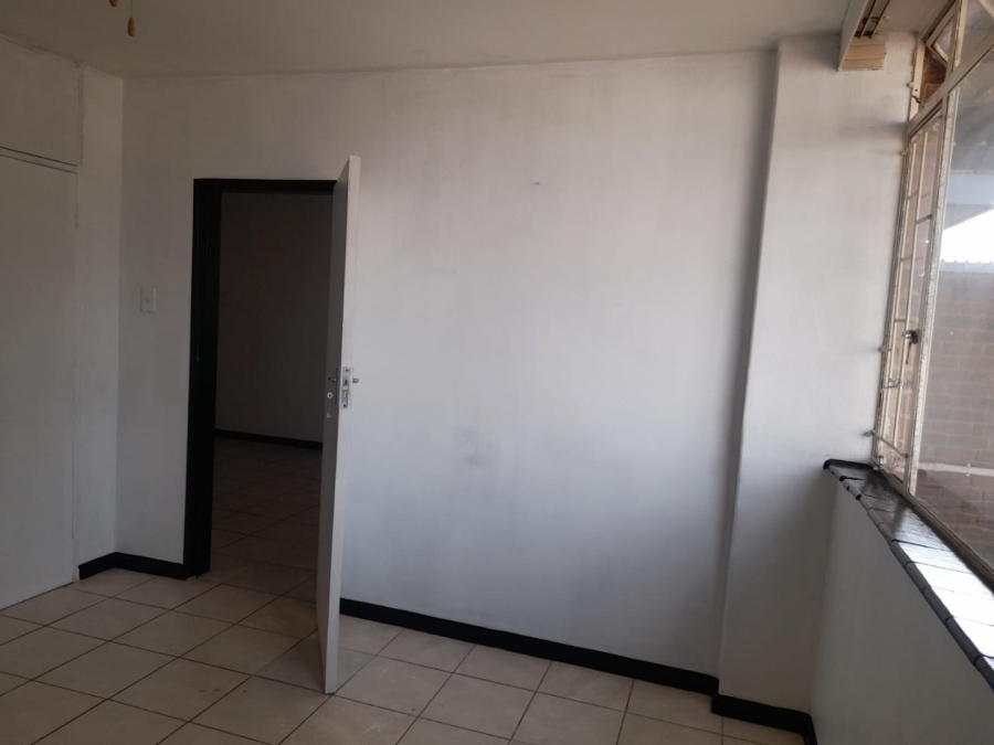 1 Bedroom Property for Sale in Daspoort Gauteng