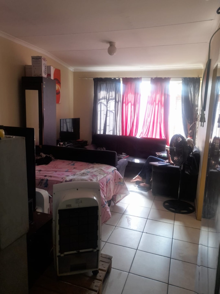 1 Bedroom Property for Sale in Daspoort Gauteng