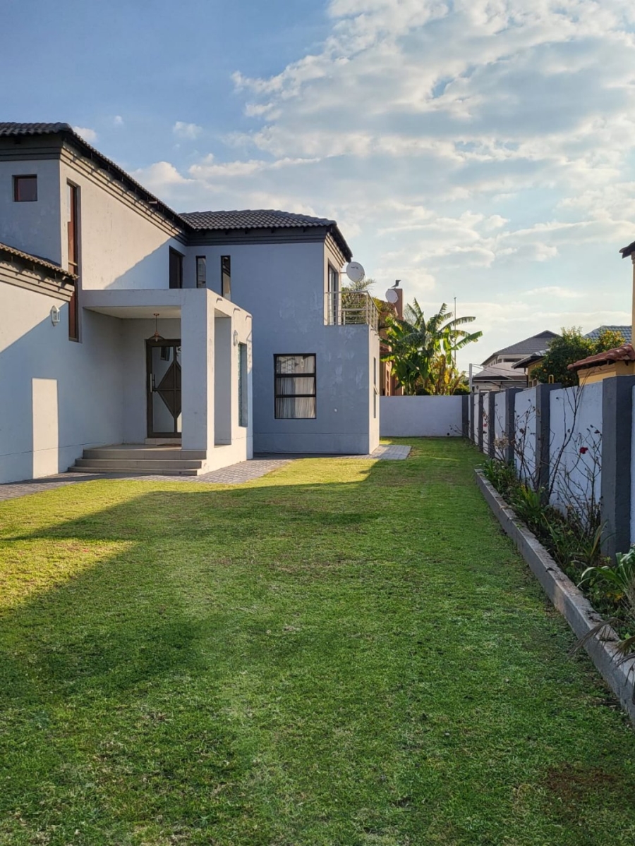 4 Bedroom Property for Sale in Heuwelsig Estate Gauteng