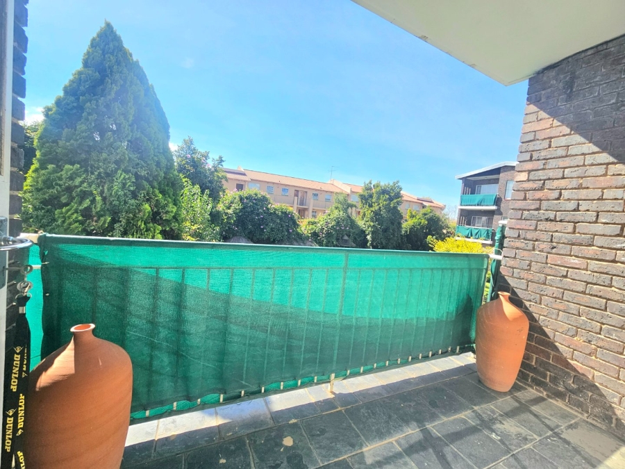 2 Bedroom Property for Sale in Kensington B Gauteng